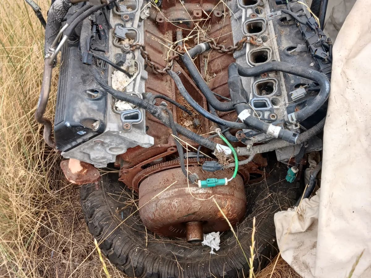 1999 Ford. 5.4 litter engine classified photo