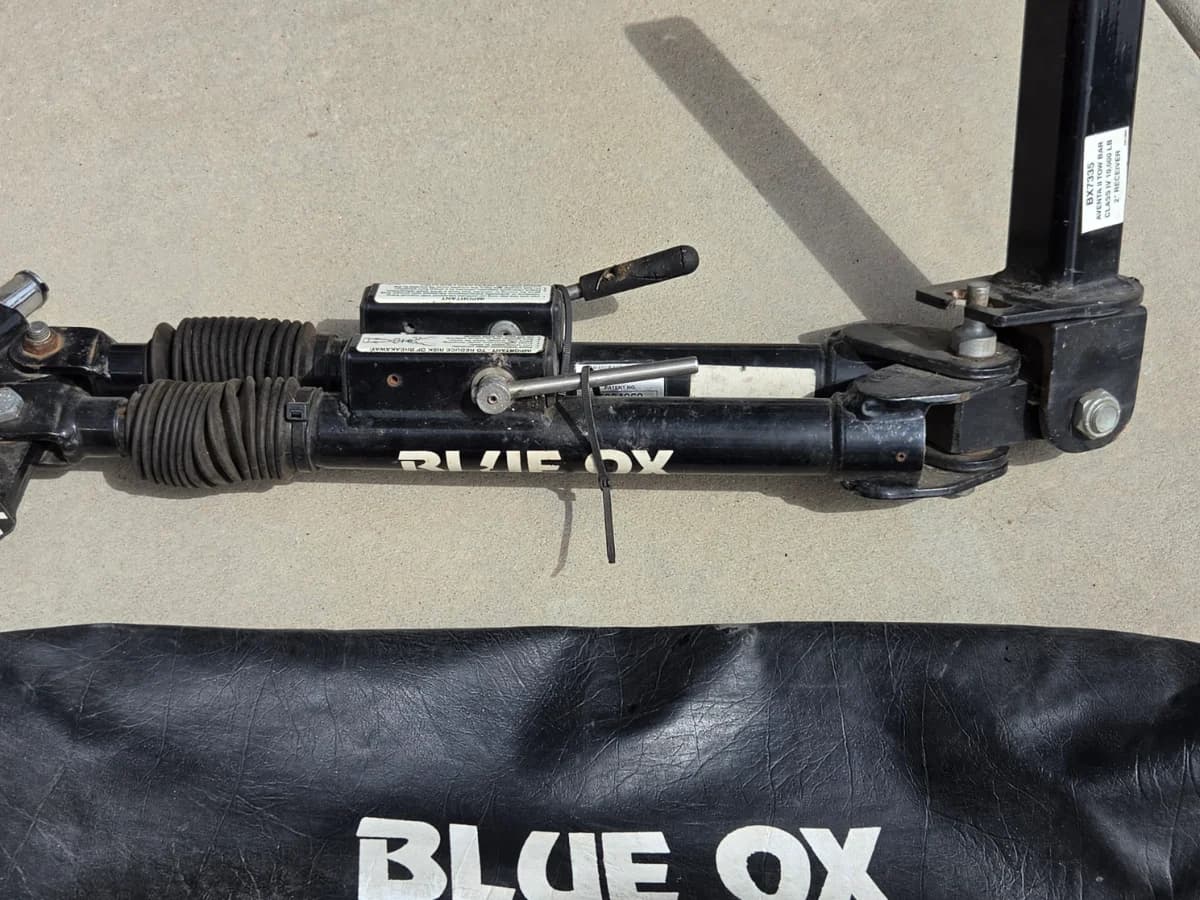 Tow bar 10,000 lb classified photo