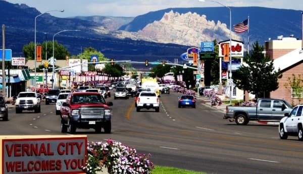 Vernal Makes List Of 7 Coolest Utah Towns For A Summer Vacation