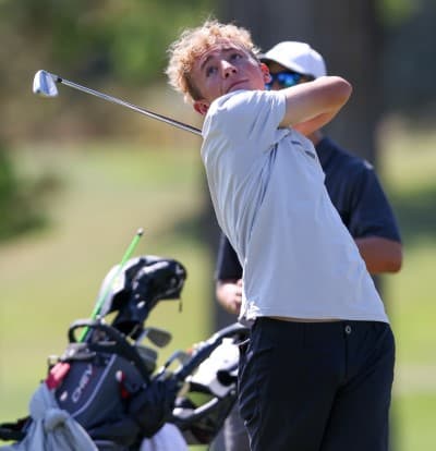Ute golf teams hosts region meet