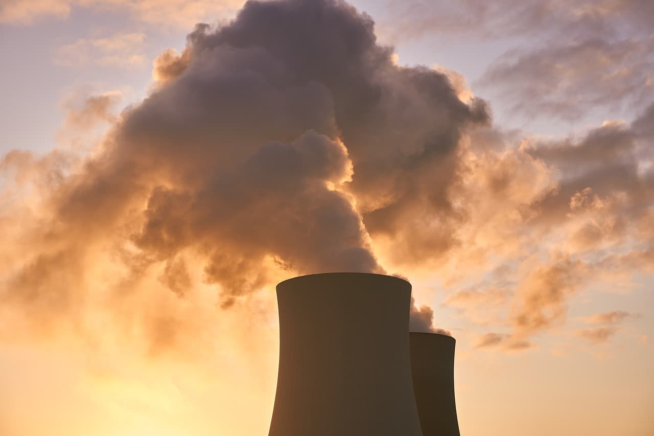 Nuclear Energy Looked To As Solution To Rising Energy Demands