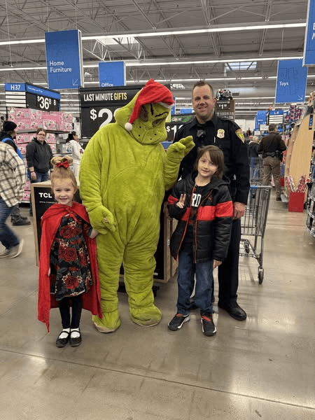 Lucky Kids Throughout Region Blessed By ‘Shop With A Cop’