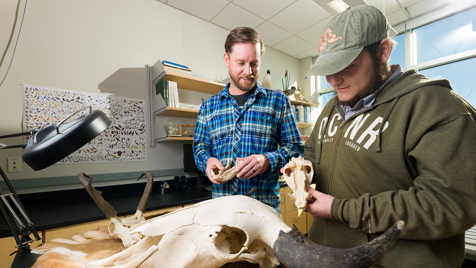 USU Uintah Basin Professor Named QCNR Undergraduate Research Mentor Of The Year