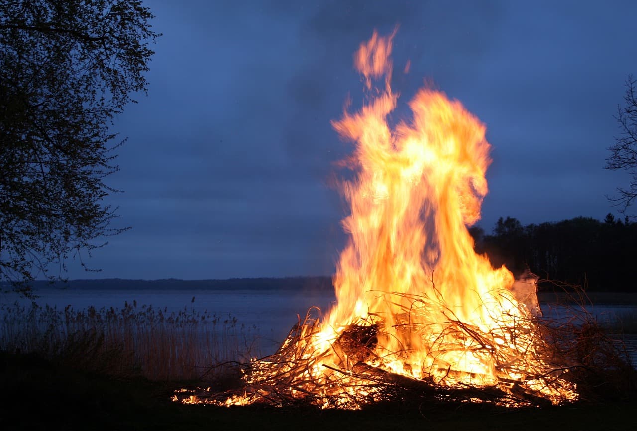 Bonfire Party North Of Rock Springs Ends After Two People Shot By Juvenile