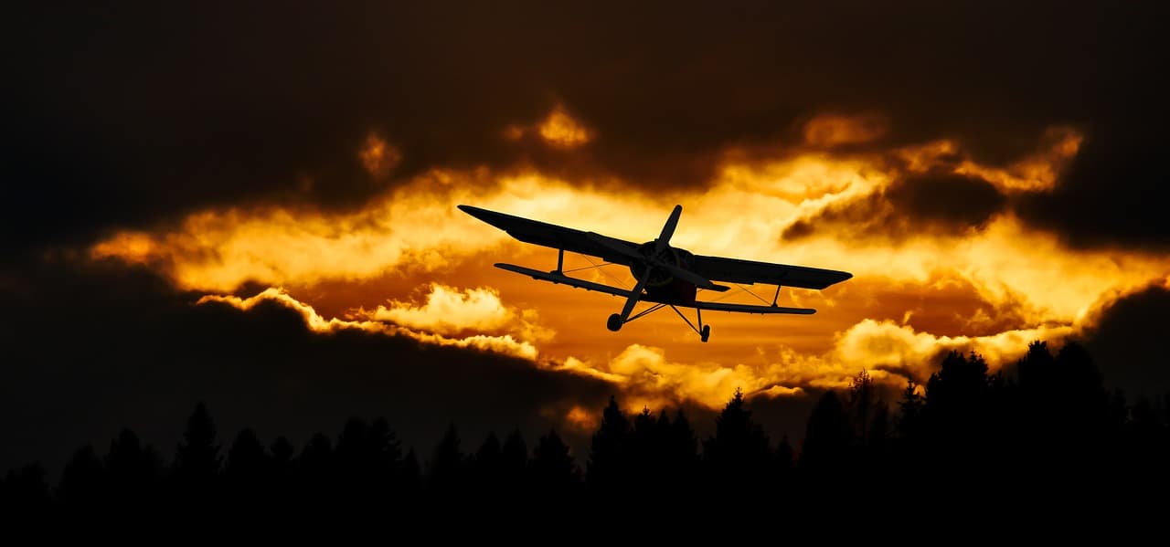 Crews Searching For Downed Airplane Following Distress Call