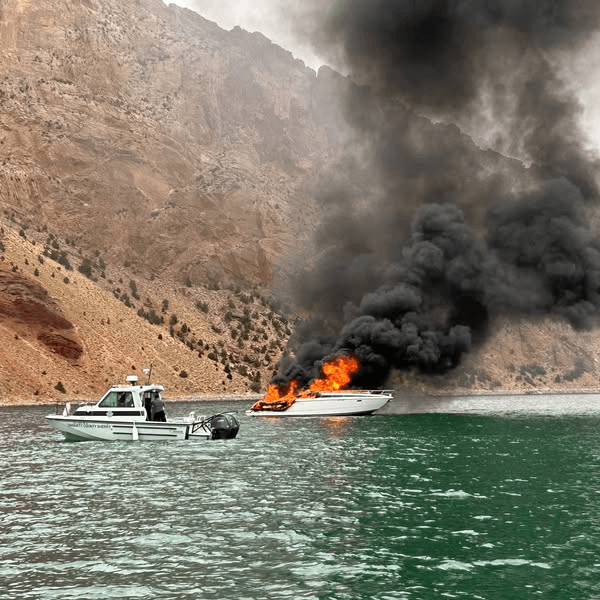 Man And Dog Jump Ship As Boat Goes Up In Flames On Flaming Gorge