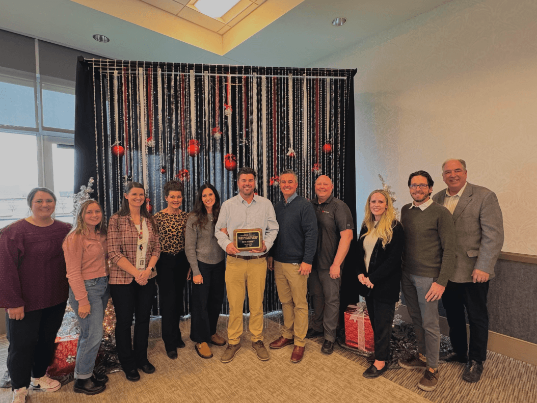 Vernal Chamber Awards Pete Morphy With Outstanding Public Service Award