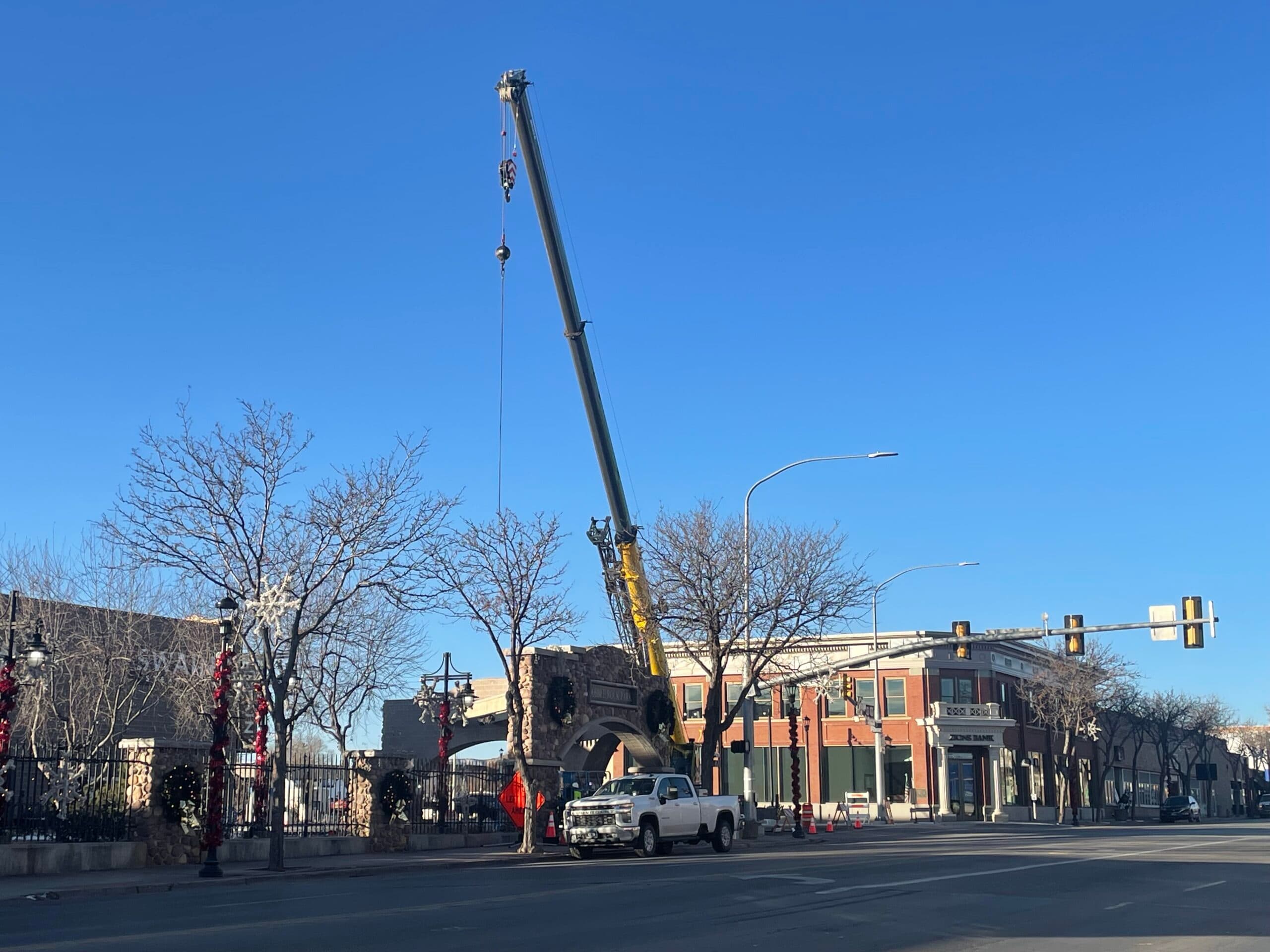 Cobblerock Arch Capstone Replacement Project Underway