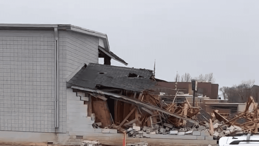 Demolition Underway On Lamplighter Motel
