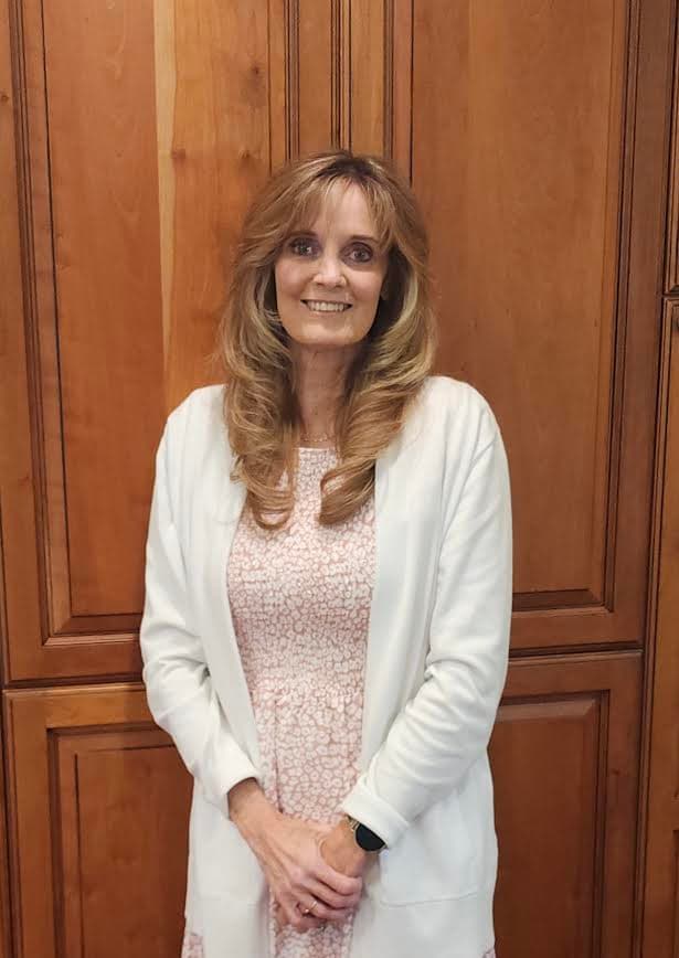 Margie Shewell (R) Uintah County Clerk Auditor