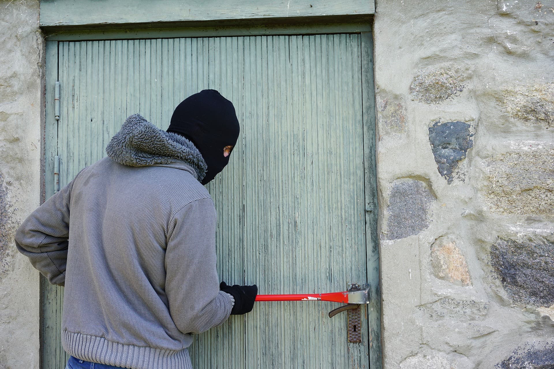 Intoxicated 20-Year-Old Breaks Into Vernal Home And Assaults Resident