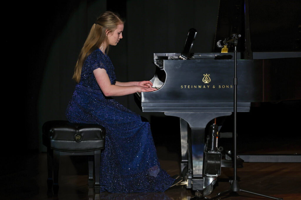 Uintah Sterling Scholars Recognized Basin Now