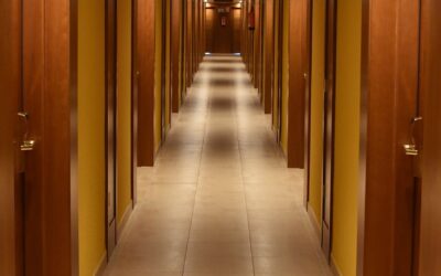 Woman Claims To Have Permission To Stay In Hotel Room, Then Won’t Leave