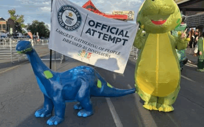 Dinosaurs Pack Main Street At Dinah SOAR Days For World Record Attempt