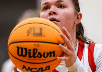 Ute Girls Basketball goes 1 and 1 in Tight Games