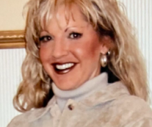 Melissa Lee Lindsay